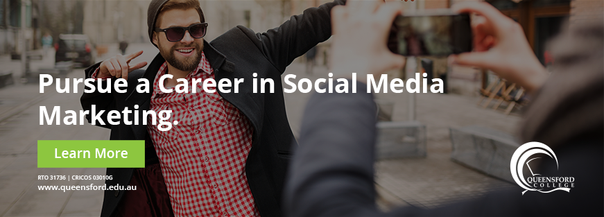 pursue-a-career-in-social-media-marketing